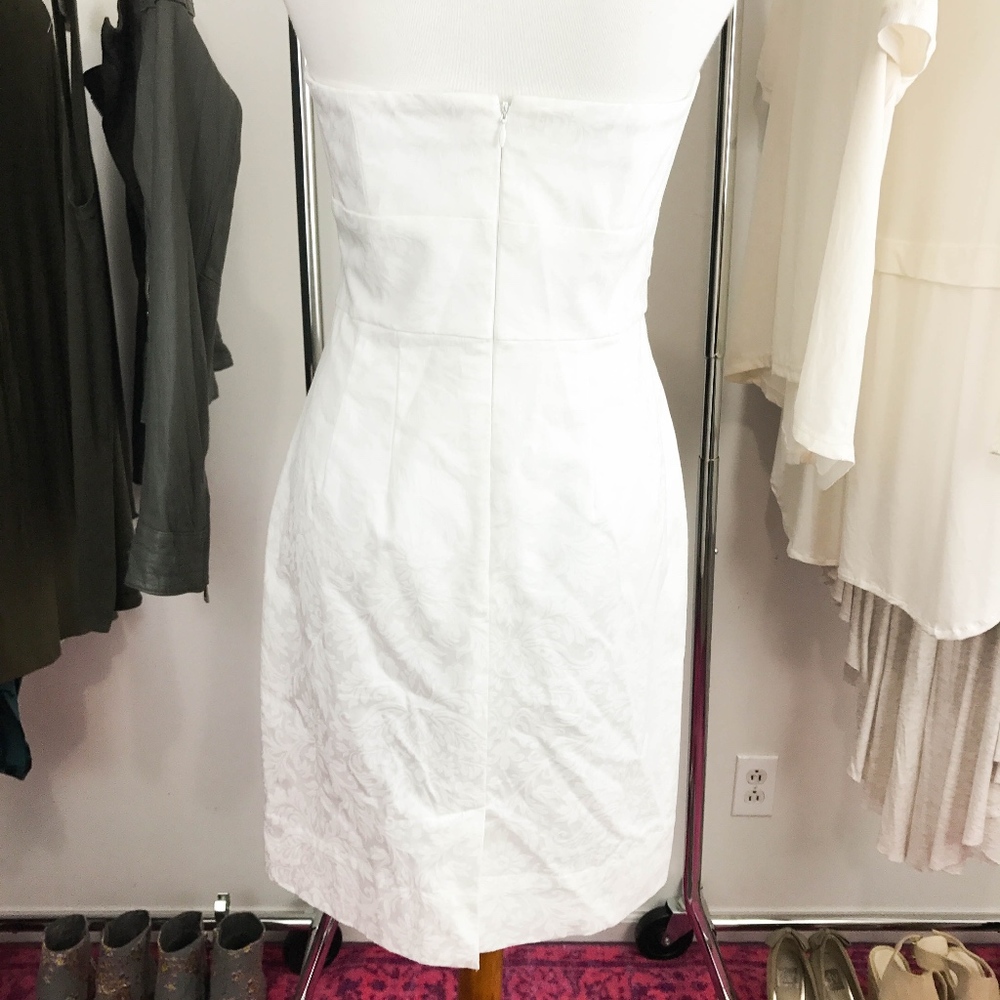 WHBM Strapless Sheath Dress Size 4 Pleated Neck - Picture 4 of 8